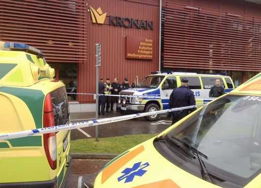 Svezia: uomo armato con spada attacca scuola e uccide uno studente e un professore