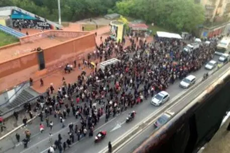 Roma, ancora un guasto sulla metro: linea B interrotta per due ore. Proteste e disagi