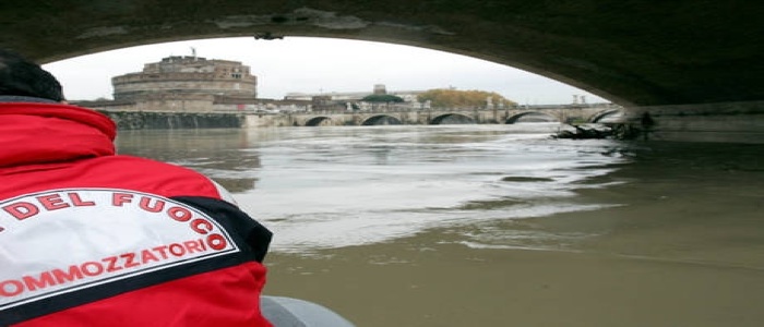 Roma, cadavere trovato nel fiume Tevere: è un polacco di 51 anni