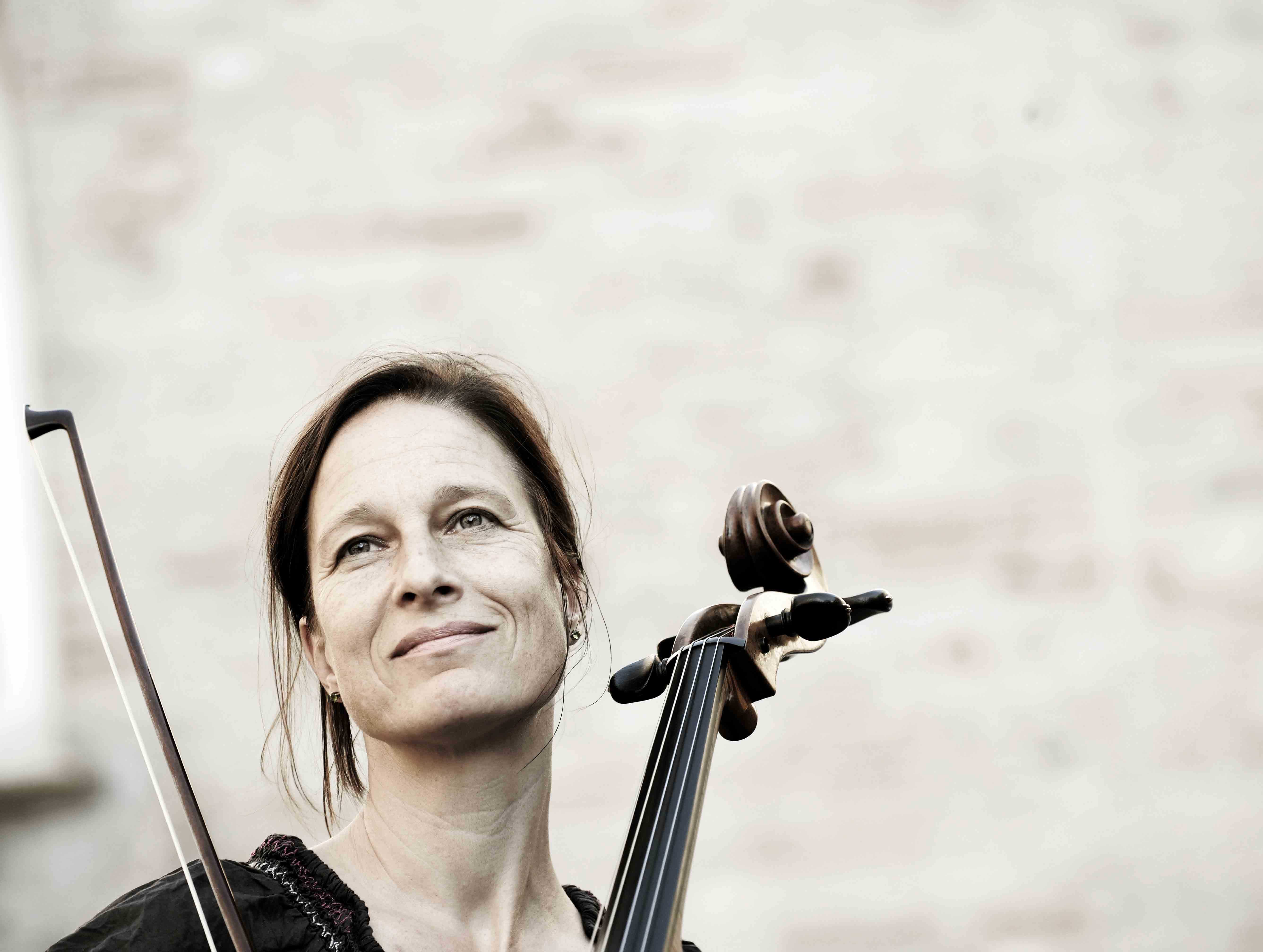 Dancing On The Strings con la violoncellista tedesca Anja Lechner