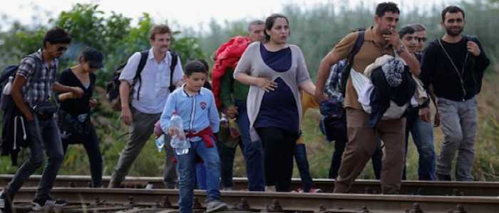 Migranti, guardie bulgare sparano su un gruppo di rifugiati: muore un afghano