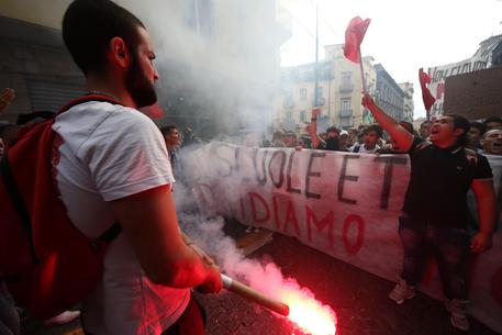 Riparte la protesta, studenti in piazza contro la 'Buona Scuola'