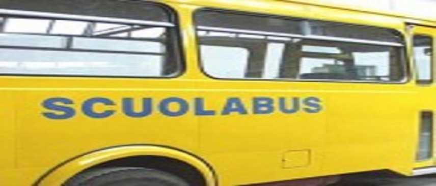 Eboli: 13enne investita dallo scuolabus, salva per miracolo