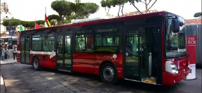 Roma: accoltellato ad Acilia un autista Atac