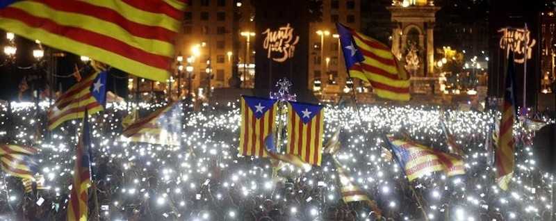 Catalogna, vittoria degli indipendentisti ma per la secessione i voti non bastano