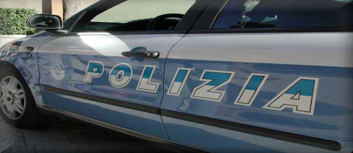 Droga: blitz Polizia a Cosenza, eseguite 14 misure cautelari "clan degli zingari, "