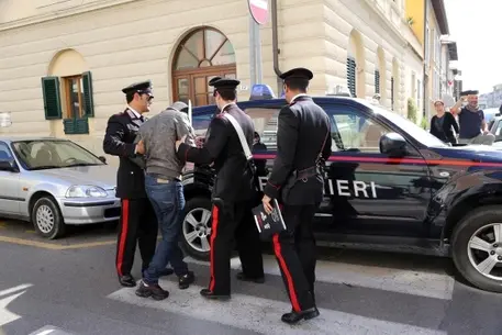 Raid omofobo su bus, arrestati 3 ragazzi