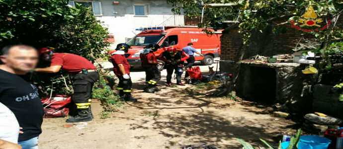 Vigili del Fuoco Chiaravalle Centrale: salvato uomo caduto in un pozzo [Foto]