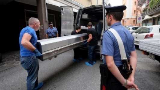 Asti, uccide la moglie a coltellate: arrestato 40enne