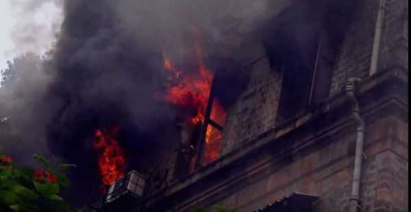 India: esplosione in albergo provoca decine di morti