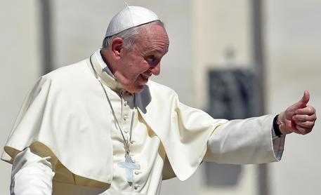 Papa taglia i tempi di nullità delle nozze. Decide il vescovo, processi gratuiti