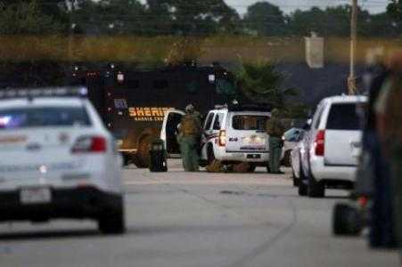 Texas, agenti uccidono uomo che aveva alzato le mani in alto in segno di resa