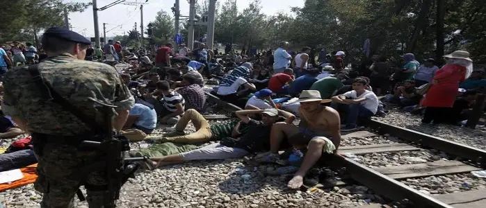 Migranti, Macedonia dichiara stato di emergenza e blocca flussi dalla Grecia