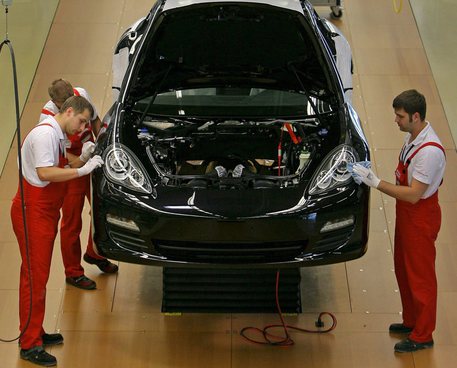 Pil italiano su dello 0,2% nel secondo trimestre. Germania sotto le attese, la Francia è ferma