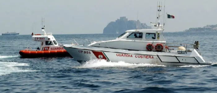 Salerno, motoscafo travolge barca a vela: un morto e un ferito