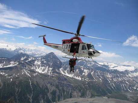 Aliante precipita sul Monte Bianco, due morti