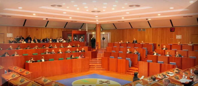 La Regione avvia il giudizio di illegittimita' costituzionale della legge n.54/2013