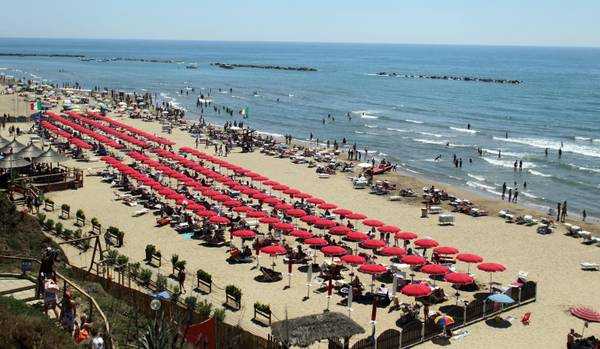 Estate: 30 milioni italiani in vacanza, Sud il più gettonato