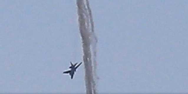 Medio Oriente, jet siriano cade sulla città di Ariha: almeno 12 morti
