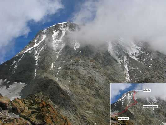 Monte Bianco, forte vento in quota impedisce operazioni di soccorso a due alpinisti bloccati