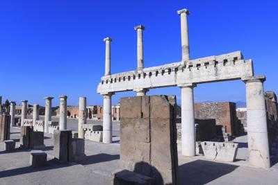 Pompei "chiusa per assemblea", code e disagi per turisti. Franceschini, danni incalcolabili