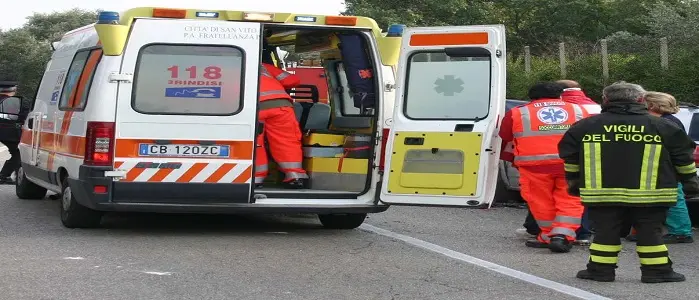 Torino, grave incidente: travolti due passanti. Un morto. Conducente positivo all'alcool test