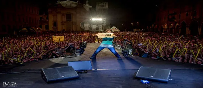 Marco Ligabue vince il "Premio Lunezia Menzione Speciale 2015" "LUCI - Le Uniche Cose Importanti"