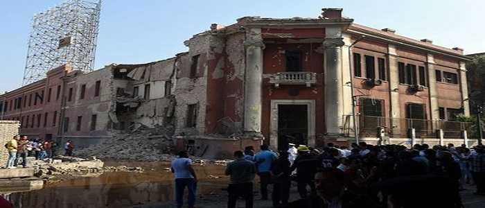 El Cairo: identificati i 3 attentatori dell'attacco al consolato italiano