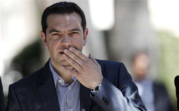 Grecia, Tsipras presenta piano da 13 miliardi di euro. Previsti tagli a pensioni e aumento Iva