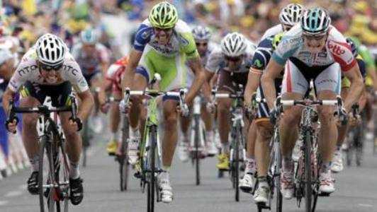 Tour de France, Greipel trova il bis. Martin conserva la maglia gialla
