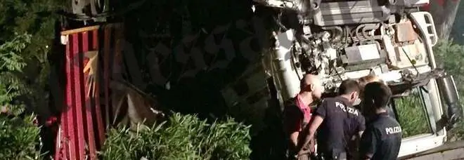 Terribile incidente in zona Eur: perde la vita un uomo e quattro sono feriti