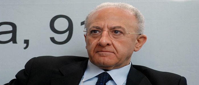 La giunta di De Luca: donne, tecnici e società civile