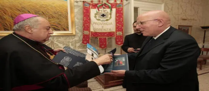 Oliverio a mons. Salvatore Nunnari "un punto di riferimento"