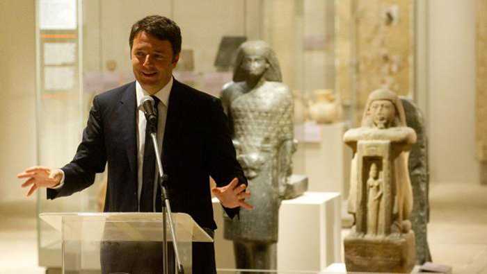 Torino, il premier Renzi: «L'Italia non è più il malato d'Europa»