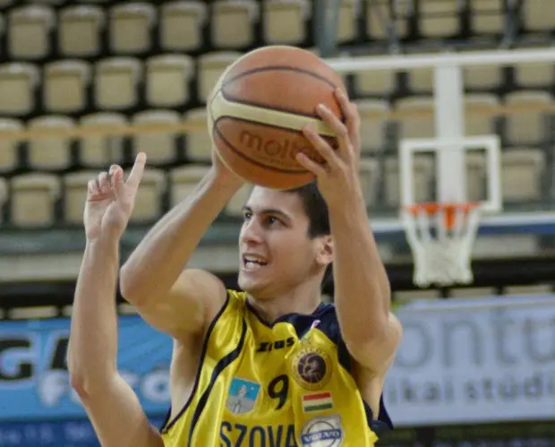 Basket serie A: il Capo d'Orlando acquista Zoltan Perl per la prossima stagione