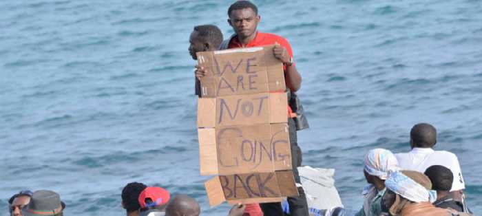 Ventimiglia, liberati quattro migranti, ma la Francia smentisce: "La nostra linea non cambia"