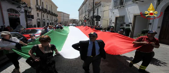 Vigili del Fuoco Catanzaro: Conclusione XXII raduno nazionale dell'ANVVF [Foto]