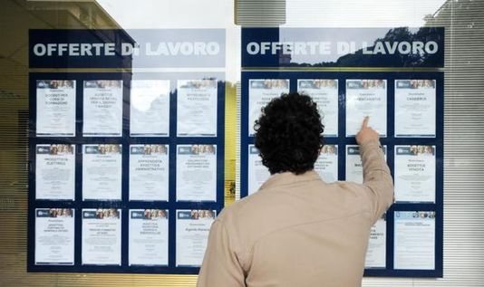 Lavoro, lievi miglioramenti nei dati Istat del Primo Trimestre 2015