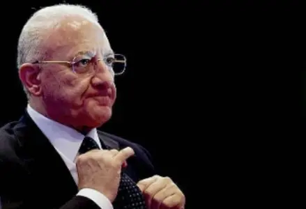 Regionali, il neoeletto Vincenzo De Luca denuncia Rosy Bindi per diffamazione