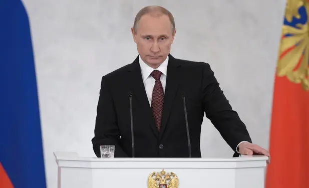 Russia, 89 funzionari occidentali nella black list del Cremlino. Ue: «Priva di fondamento»