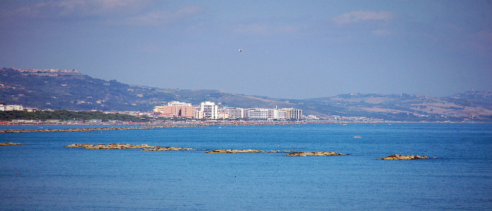 Stella Maris. I montesilvanesi hanno scelto: colonia o sede dell'Accademia di Belle Arti