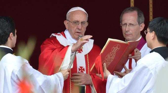 Papa Francesco: «Lottare senza compromessi contro la corruzione»