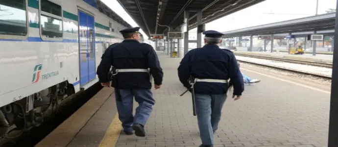 Tentata violenza sessuale, giovane denunciato a Catanzaro