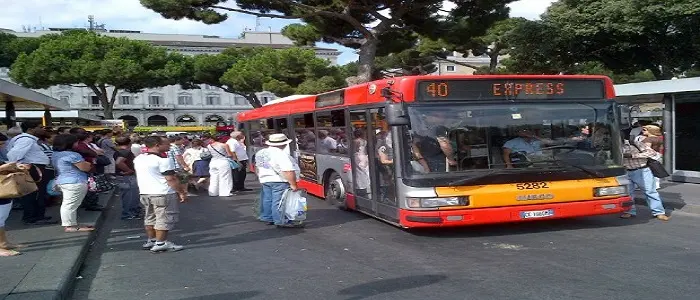 Roma, molestie sul bus: arrestato indiano