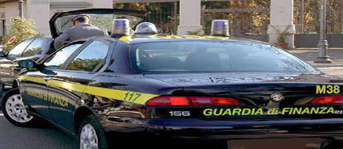 Droga: 4,5 kg hashish nell'auto, 2 arresti nel Cosentino