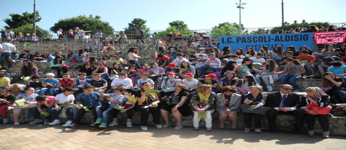 Il Presidente Enzo Bruno, alla manifestazione finale del progetto "giovani e legalità" [Foto]