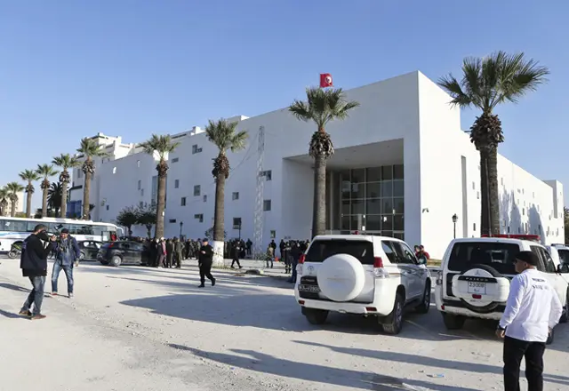 Attentato al Bardo di Tunisi,  arrestato nel milanese un marocchino 22enne