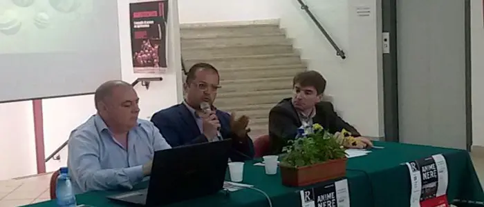 Biblioteca Amica: Gioacchino Criaco incontra gli studenti dell'IIS "L. Costanzo" di Decollatura