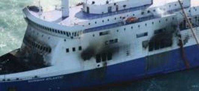 Incendio sul traghetto Bari-Durazzo, la Procura apre un'inchiesta