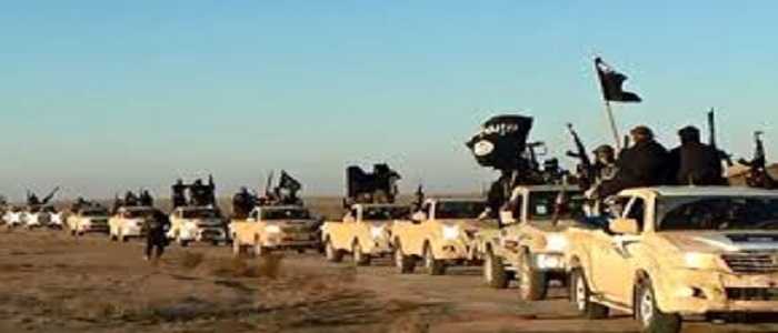 Isis: il Ministro di Tobruk mette in guardia l'Italia "Terroristi in arrivo su barconi migranti"
